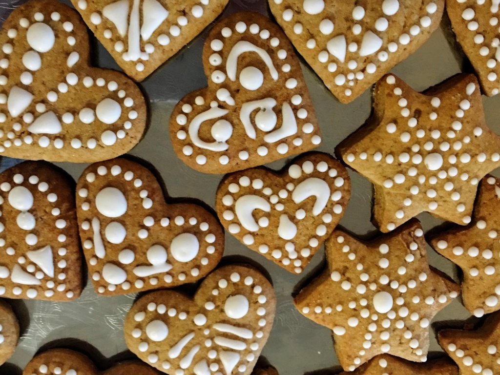 Gingerbread_honey.JPG Gingerbread_honey.JPG